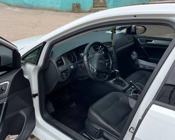 Білий Фольксваген Гольф, об'ємом двигуна 1.97 л та пробігом 203 тис. км за 13699 $, фото 9 на Automoto.ua