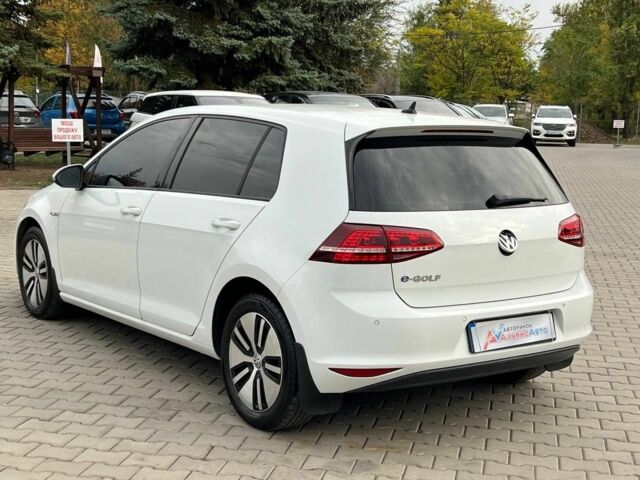 Білий Фольксваген Гольф, об'ємом двигуна 0 л та пробігом 150 тис. км за 9400 $, фото 4 на Automoto.ua