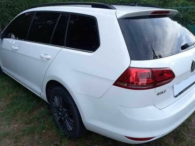 Білий Фольксваген Гольф, об'ємом двигуна 2 л та пробігом 247 тис. км за 7600 $, фото 2 на Automoto.ua