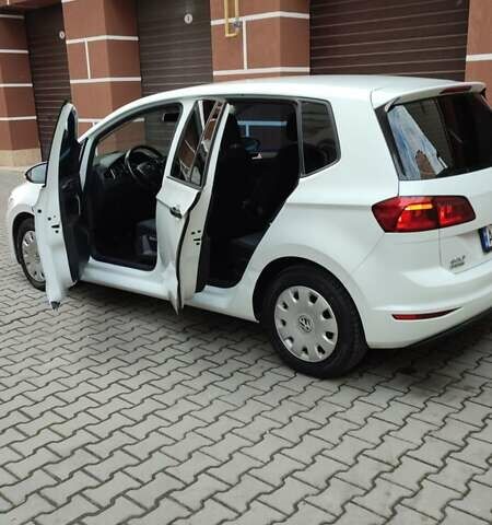 Білий Фольксваген Гольф, об'ємом двигуна 1.6 л та пробігом 221 тис. км за 9650 $, фото 8 на Automoto.ua