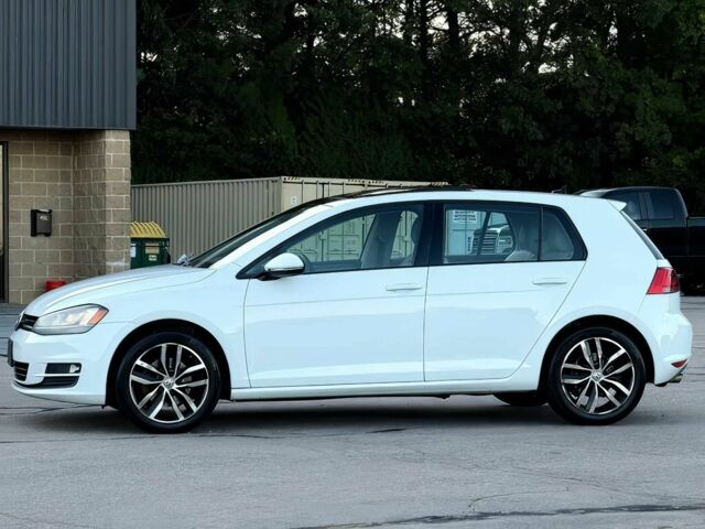 Белый Фольксваген Гольф, объемом двигателя 1.8 л и пробегом 73 тыс. км за 6000 $, фото 2 на Automoto.ua