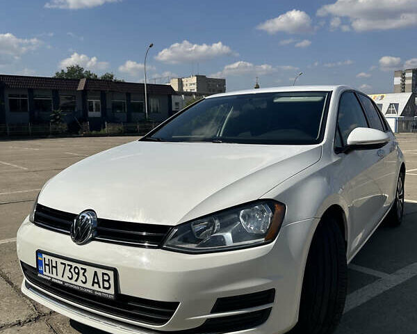 Белый Фольксваген Гольф, объемом двигателя 1.8 л и пробегом 64 тыс. км за 10700 $, фото 2 на Automoto.ua