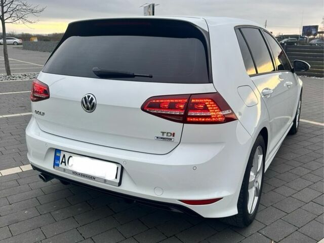 Белый Фольксваген Гольф, объемом двигателя 1.6 л и пробегом 139 тыс. км за 13700 $, фото 1 на Automoto.ua