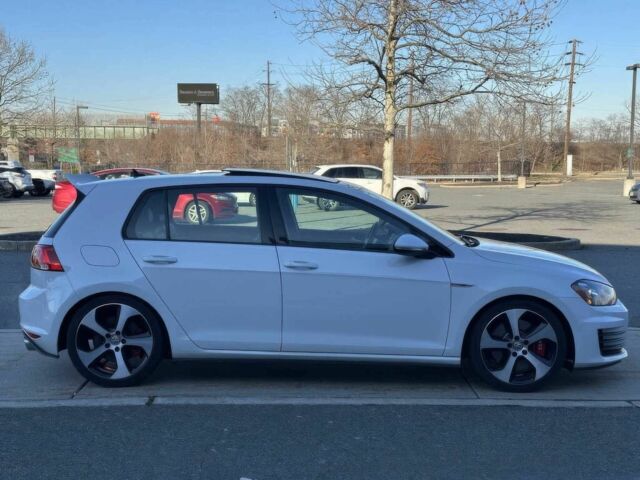 Белый Фольксваген Гольф, объемом двигателя 2 л и пробегом 78 тыс. км за 3000 $, фото 5 на Automoto.ua