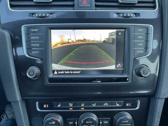 Белый Фольксваген Гольф, объемом двигателя 2 л и пробегом 78 тыс. км за 3000 $, фото 9 на Automoto.ua