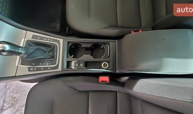 Білий Фольксваген Гольф, об'ємом двигуна 1.97 л та пробігом 130 тис. км за 13200 $, фото 38 на Automoto.ua