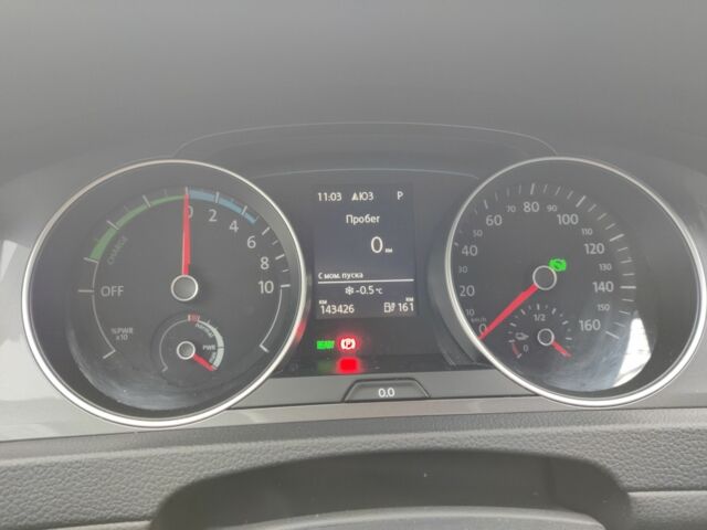 Білий Фольксваген Гольф, об'ємом двигуна 0 л та пробігом 144 тис. км за 8400 $, фото 6 на Automoto.ua