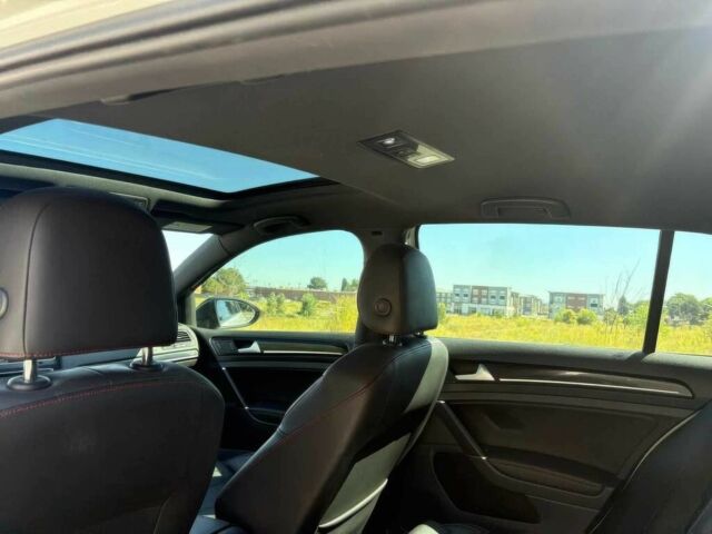 Белый Фольксваген Гольф, объемом двигателя 2 л и пробегом 72 тыс. км за 3900 $, фото 11 на Automoto.ua