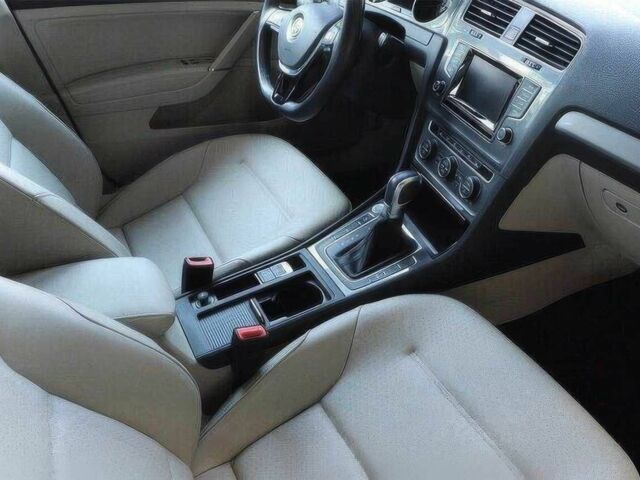 Белый Фольксваген Гольф, объемом двигателя 0 л и пробегом 70 тыс. км за 9200 $, фото 11 на Automoto.ua