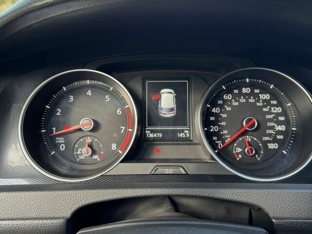 Білий Фольксваген Гольф, об'ємом двигуна 2 л та пробігом 137 тис. км за 12500 $, фото 7 на Automoto.ua