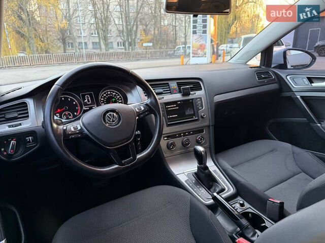 Белый Фольксваген Гольф, объемом двигателя 1.8 л и пробегом 149 тыс. км за 9799 $, фото 8 на Automoto.ua