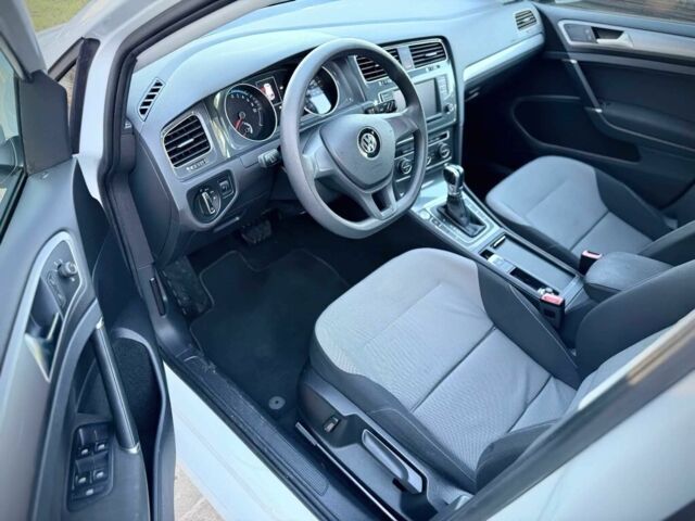 Білий Фольксваген Гольф, об'ємом двигуна 0 л та пробігом 78 тис. км за 6600 $, фото 9 на Automoto.ua