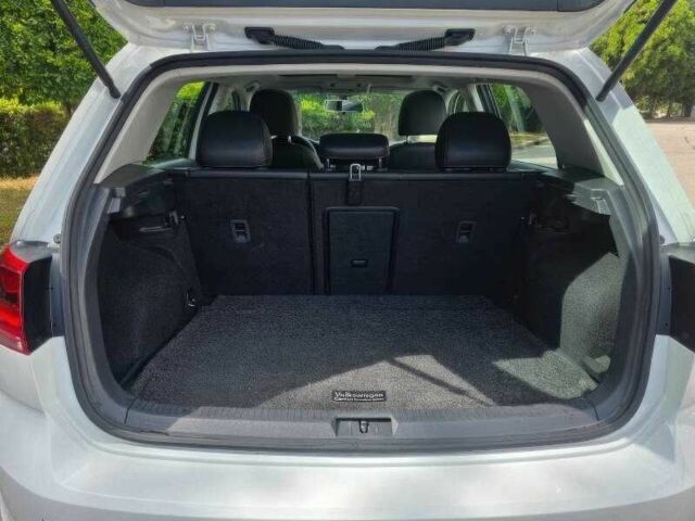 Белый Фольксваген Гольф, объемом двигателя 1.8 л и пробегом 119 тыс. км за 2900 $, фото 18 на Automoto.ua