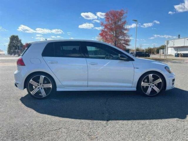 Белый Фольксваген Гольф, объемом двигателя 2 л и пробегом 110 тыс. км за 11200 $, фото 7 на Automoto.ua