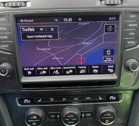 Белый Фольксваген Гольф, объемом двигателя 0 л и пробегом 122 тыс. км за 8200 $, фото 7 на Automoto.ua