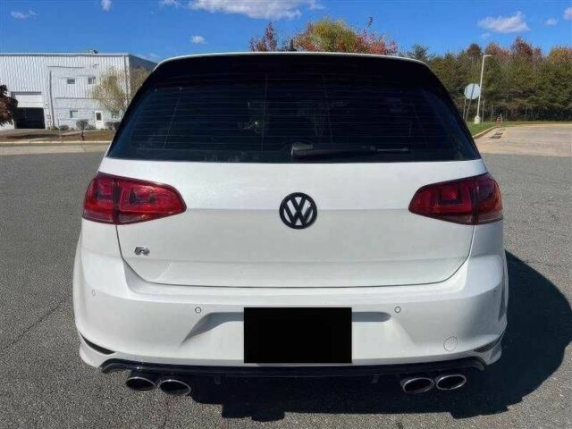 Белый Фольксваген Гольф, объемом двигателя 2 л и пробегом 110 тыс. км за 11200 $, фото 5 на Automoto.ua