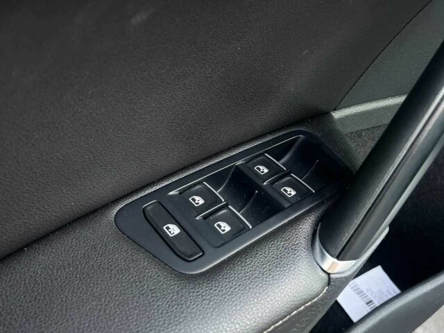 Білий Фольксваген Гольф, об'ємом двигуна 1.4 л та пробігом 256 тис. км за 13500 $, фото 16 на Automoto.ua