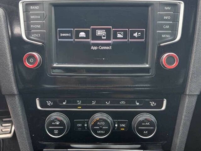 Білий Фольксваген Гольф, об'ємом двигуна 2 л та пробігом 75 тис. км за 6100 $, фото 12 на Automoto.ua