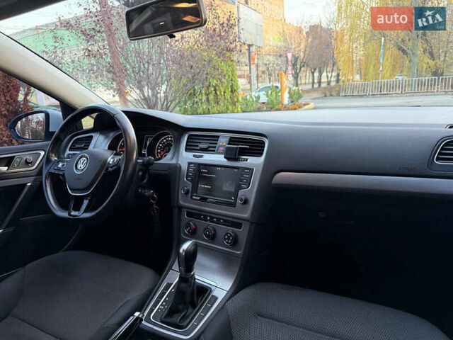 Белый Фольксваген Гольф, объемом двигателя 1.8 л и пробегом 149 тыс. км за 9799 $, фото 13 на Automoto.ua