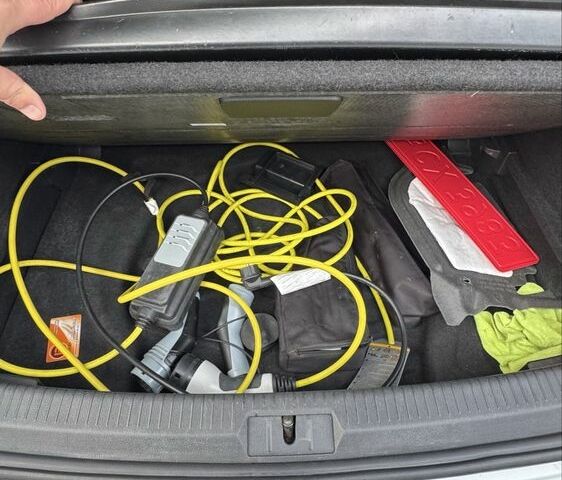 Белый Фольксваген Гольф, объемом двигателя 0 л и пробегом 154 тыс. км за 9900 $, фото 23 на Automoto.ua