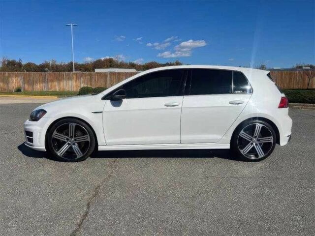 Белый Фольксваген Гольф, объемом двигателя 2 л и пробегом 110 тыс. км за 11200 $, фото 3 на Automoto.ua