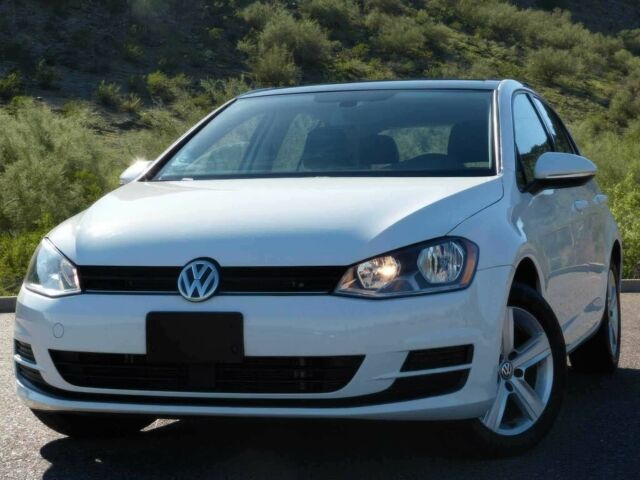 Белый Фольксваген Гольф, объемом двигателя 1.8 л и пробегом 58 тыс. км за 4800 $, фото 1 на Automoto.ua