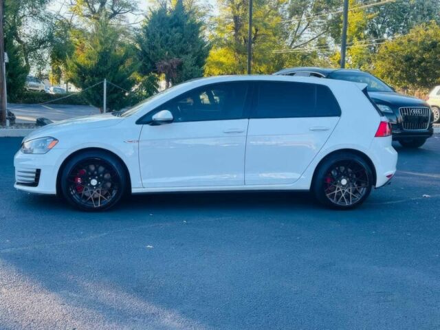 Белый Фольксваген Гольф, объемом двигателя 2 л и пробегом 66 тыс. км за 8700 $, фото 4 на Automoto.ua