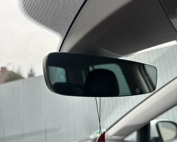 Білий Фольксваген Гольф, об'ємом двигуна 0 л та пробігом 137 тис. км за 11300 $, фото 37 на Automoto.ua