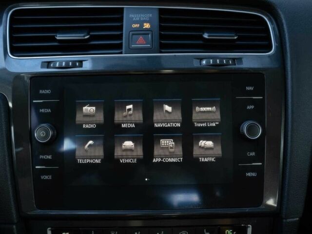 Белый Фольксваген Гольф, объемом двигателя 0 л и пробегом 64 тыс. км за 5200 $, фото 8 на Automoto.ua