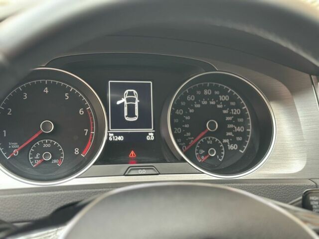 Белый Фольксваген Гольф, объемом двигателя 1.8 л и пробегом 60 тыс. км за 14500 $, фото 5 на Automoto.ua