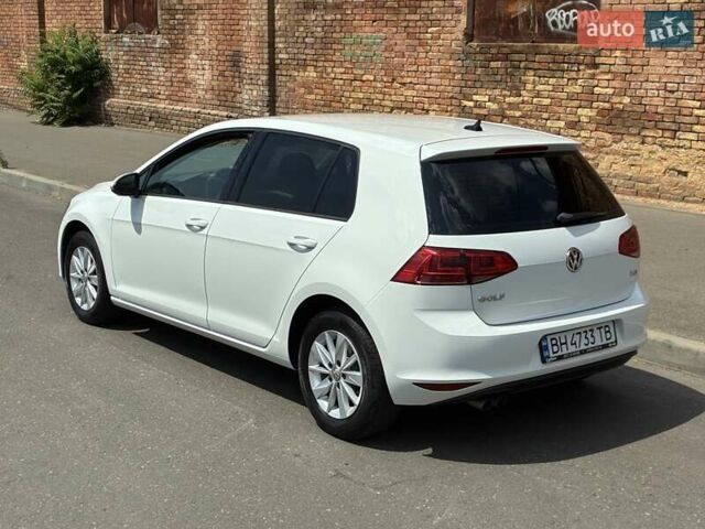 Белый Фольксваген Гольф, объемом двигателя 1.8 л и пробегом 66 тыс. км за 13200 $, фото 6 на Automoto.ua