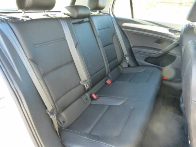 Белый Фольксваген Гольф, объемом двигателя 1.8 л и пробегом 58 тыс. км за 4800 $, фото 14 на Automoto.ua