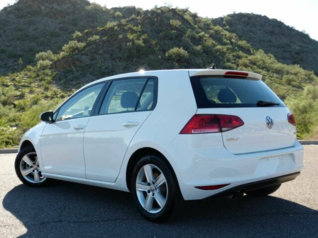 Белый Фольксваген Гольф, объемом двигателя 1.8 л и пробегом 58 тыс. км за 4800 $, фото 7 на Automoto.ua