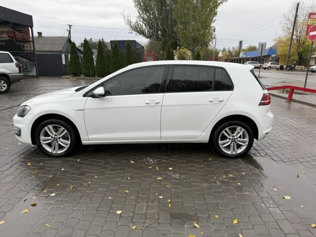 Белый Фольксваген Гольф, объемом двигателя 0 л и пробегом 113 тыс. км за 9200 $, фото 12 на Automoto.ua