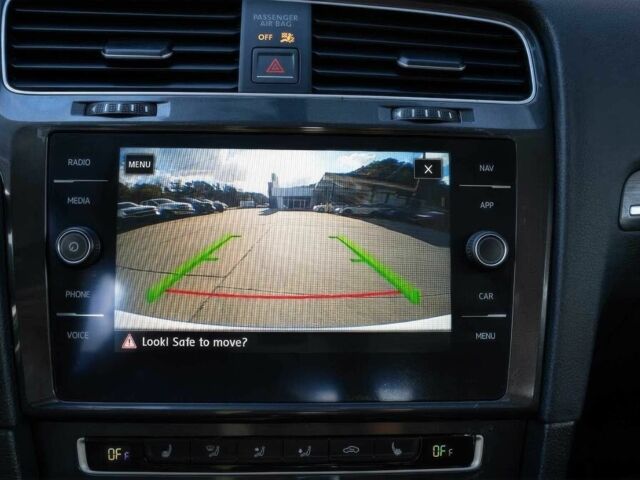 Білий Фольксваген Гольф, об'ємом двигуна 0 л та пробігом 70 тис. км за 5200 $, фото 7 на Automoto.ua