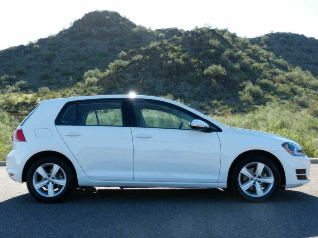 Белый Фольксваген Гольф, объемом двигателя 1.8 л и пробегом 58 тыс. км за 4800 $, фото 4 на Automoto.ua