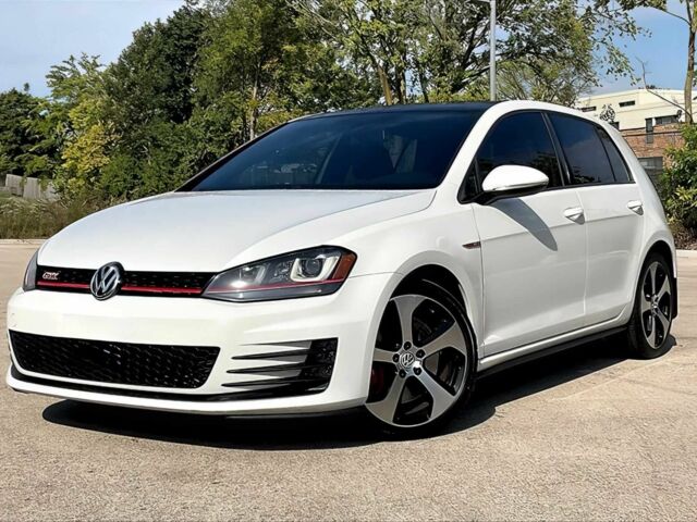 Белый Фольксваген Гольф, объемом двигателя 2 л и пробегом 67 тыс. км за 13000 $, фото 2 на Automoto.ua