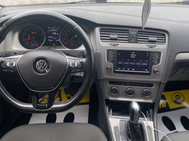 Белый Фольксваген Гольф, объемом двигателя 1.8 л и пробегом 124 тыс. км за 13800 $, фото 14 на Automoto.ua