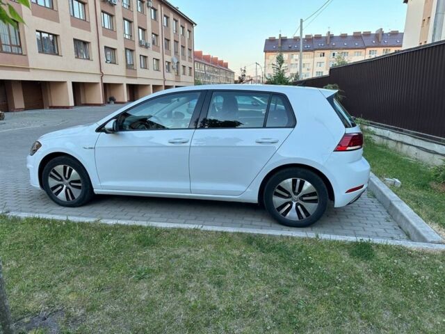 Білий Фольксваген Гольф, об'ємом двигуна 0 л та пробігом 56 тис. км за 11200 $, фото 2 на Automoto.ua