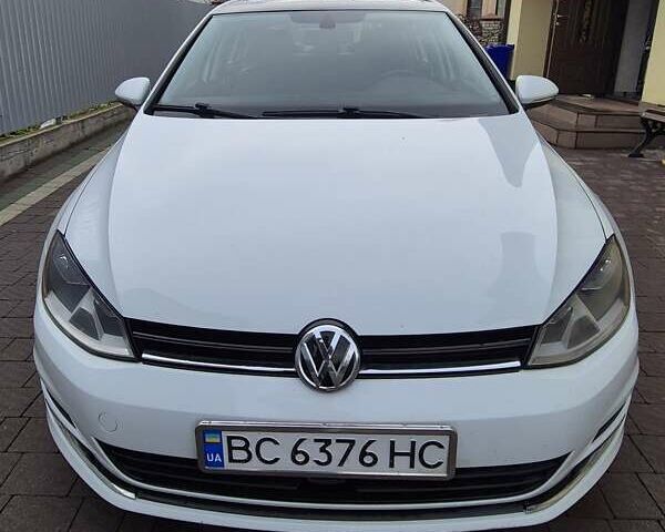 Белый Фольксваген Гольф, объемом двигателя 1.8 л и пробегом 127 тыс. км за 13000 $, фото 2 на Automoto.ua
