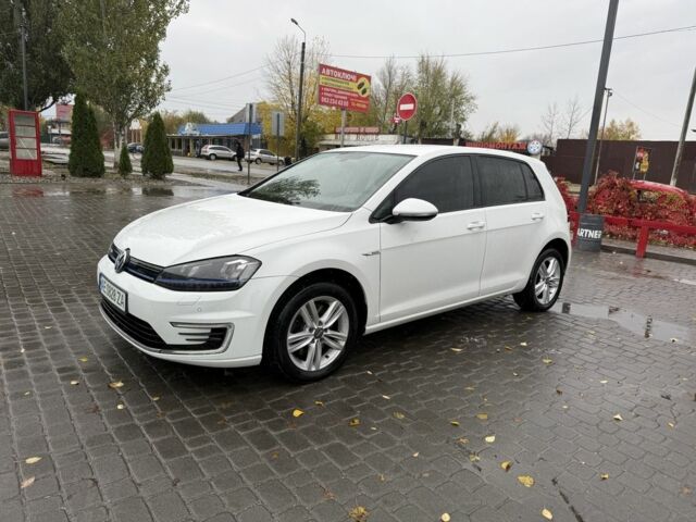 Фольксваген Гольф 2017 у Синельниковом на Automoto.ua Білий Фольксваген Гольф, об'ємом двигуна 0 л та пробігом 113 тис. км за 9200 $, фото 6 на Automoto.ua