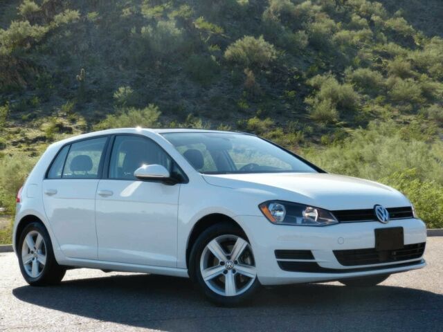 Белый Фольксваген Гольф, объемом двигателя 1.8 л и пробегом 58 тыс. км за 4800 $, фото 3 на Automoto.ua