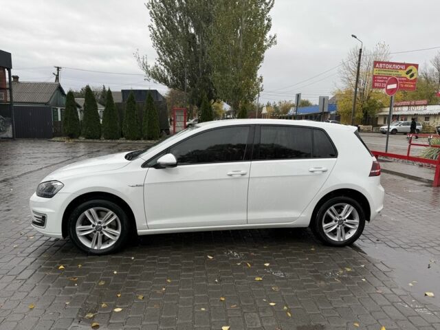 Белый Фольксваген Гольф, объемом двигателя 0 л и пробегом 113 тыс. км за 9200 $, фото 11 на Automoto.ua