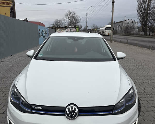 Білий Фольксваген Гольф, об'ємом двигуна 0 л та пробігом 137 тис. км за 11300 $, фото 28 на Automoto.ua