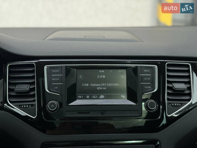 Белый Фольксваген Гольф, объемом двигателя 2 л и пробегом 274 тыс. км за 14299 $, фото 29 на Automoto.ua