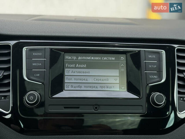 Белый Фольксваген Гольф, объемом двигателя 2 л и пробегом 274 тыс. км за 14299 $, фото 34 на Automoto.ua