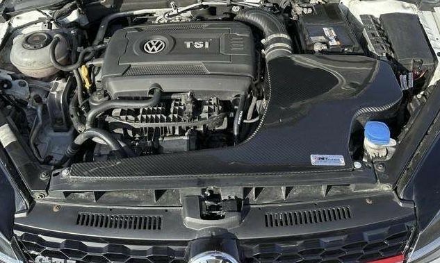 Белый Фольксваген Гольф, объемом двигателя 0 л и пробегом 101 тыс. км за 8800 $, фото 10 на Automoto.ua