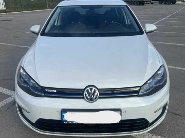 Белый Фольксваген Гольф, объемом двигателя 0 л и пробегом 165 тыс. км за 12500 $, фото 5 на Automoto.ua