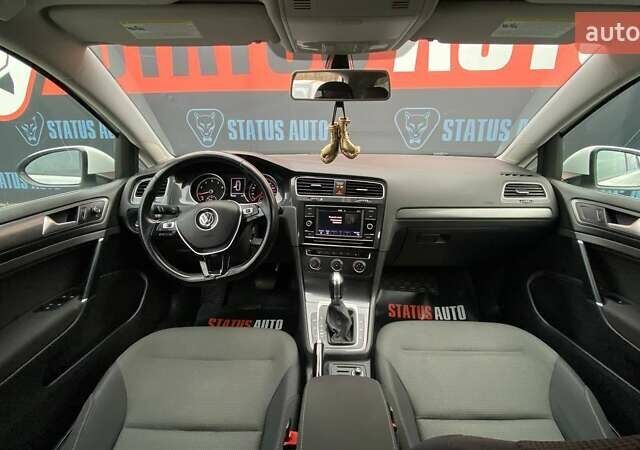 Белый Фольксваген Гольф, объемом двигателя 1.8 л и пробегом 105 тыс. км за 13000 $, фото 29 на Automoto.ua