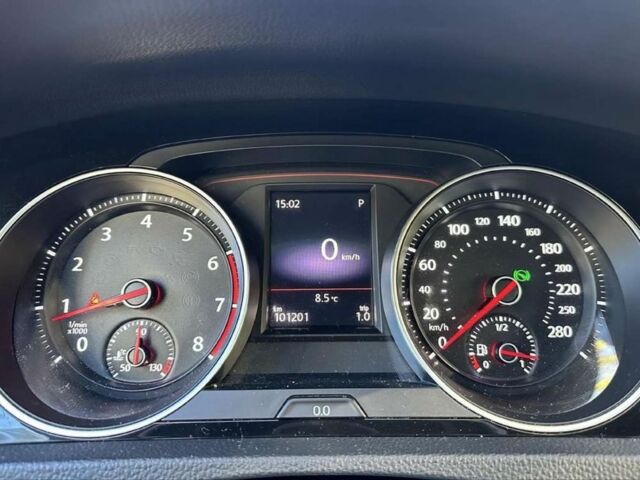 Белый Фольксваген Гольф, объемом двигателя 0 л и пробегом 101 тыс. км за 8800 $, фото 9 на Automoto.ua